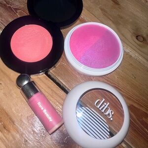 High End Vibrant Cheek Trio